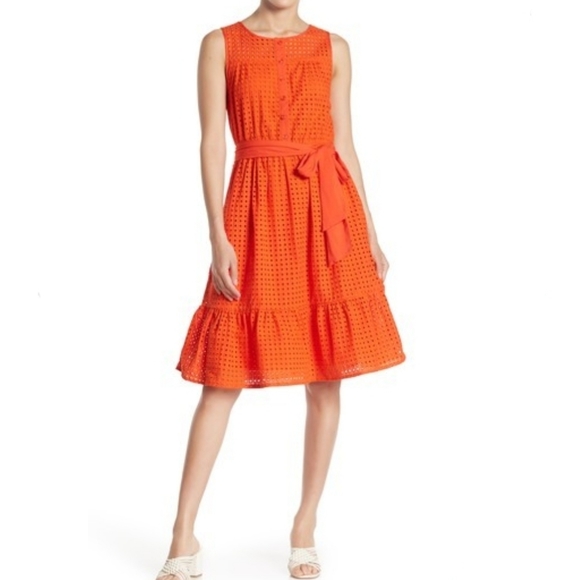 Melloday Dresses & Skirts - Melloday Eyelet Ruffle Hem Dress size L